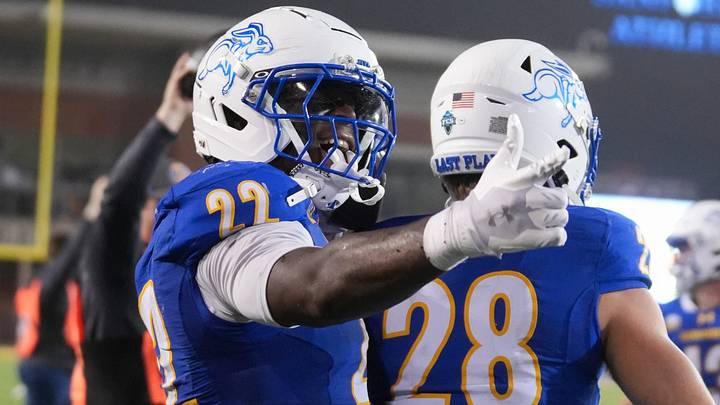 South Dakota State Jackrabbits running back Josiah Johnson (22) South Dakota State Jackrabbits running back Josiah Johnson (22)