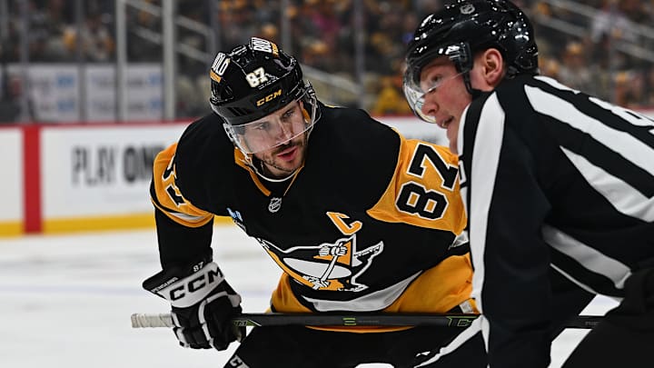 Boston Bruins v Pittsburgh Penguins