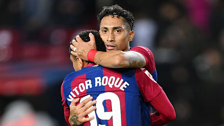 Raphinha has spoken out on Vitor Roque's Barcelona struggles