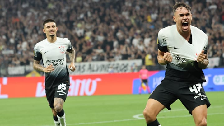 João Pedro Tchoca é cria da base do Corinthians