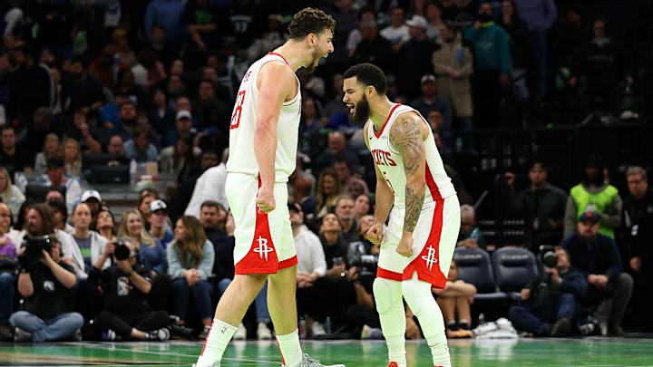 Houston Rockets v Minnesota Timberwolves - Emirates NBA Cup Houston Rockets v Minnesota Timberwolves - Emirates NBA Cup