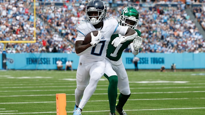 New York Jets v Tennessee Titans