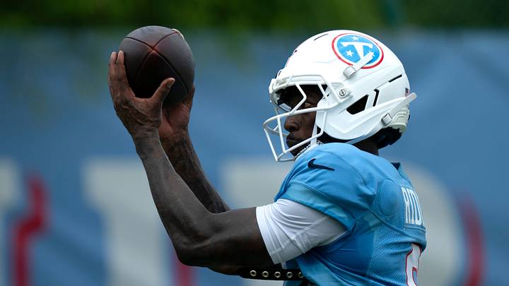 Tennessee Titans wide receiver Calvin Ridley (0) makes a catch during training camp at Vanderbilt Health Football Center Thursday, Aug. 6, 2026. Tennessee Titans wide receiver Calvin Ridley (0) makes a catch during training camp at Vanderbilt Health Football Center Thursday, Aug. 6, 2026.