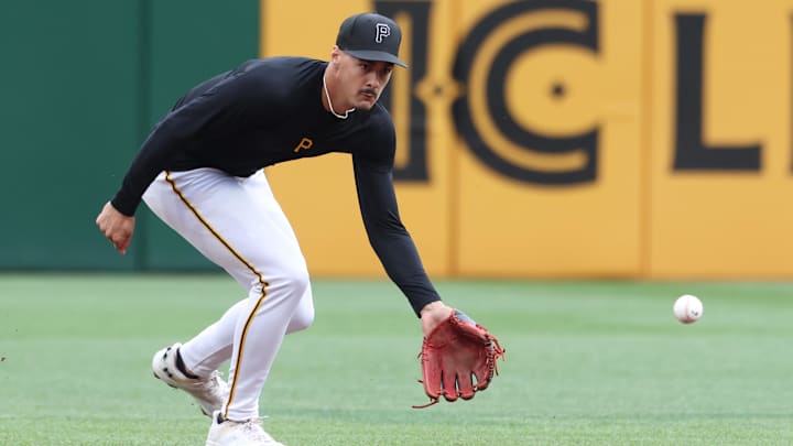 Konnor Griffin (6) warms up before the game against the Baltimore Orioles at PNC Park. 