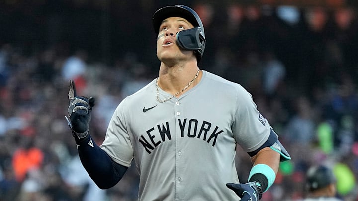 Aaron Judge en un juego de los Yankees de Nueva York contra los Gigantes de San Francisco