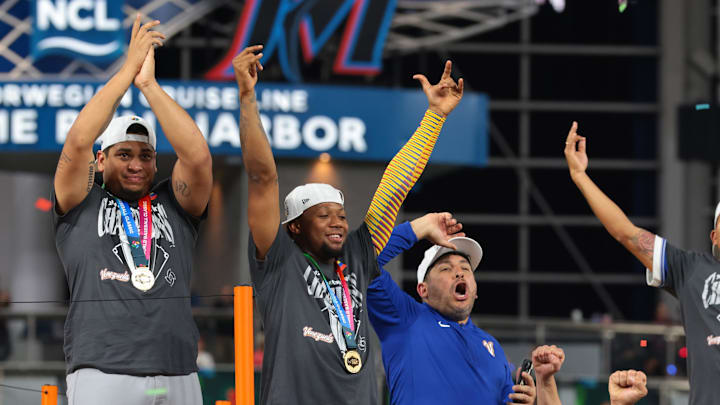 Ronald Acuna Jr. fue recibido con aplausos tras su campeonato mundial Ronald Acuna Jr. fue recibido con aplausos tras su campeonato mundial