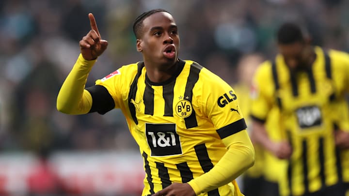 SV Werder Bremen v Borussia Dortmund - Bundesliga