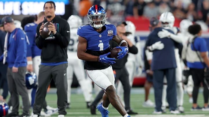 Sep 26, 2024; East Rutherford, New Jersey, USA; New York Giants wide receiver Malik Nabers (1) warms up before a game against the Dallas Cowboys at MetLife Stadium. Mandatory Credit: Brad Penner-Imagn Images Sep 26, 2024; East Rutherford, New Jersey, USA; New York Giants wide receiver Malik Nabers (1) warms up before a game against the Dallas Cowboys at MetLife Stadium. Mandatory Credit: Brad Penner-Imagn Images