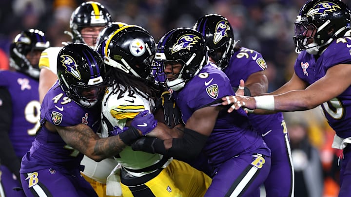 Pittsburgh Steelers v Baltimore Ravens