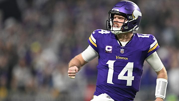 Green Bay Packers v Minnesota Vikings