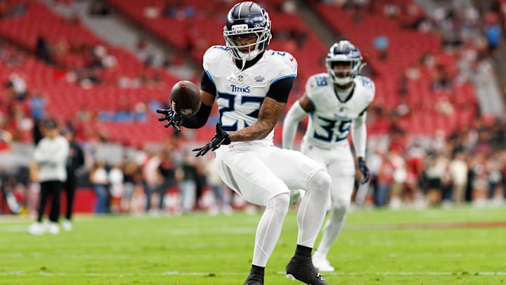 Tennessee Titans v Arizona Cardinals Tennessee Titans v Arizona Cardinals