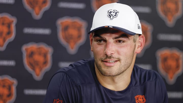 Chicago Bears tight end Cole Kmet Chicago Bears tight end Cole Kmet