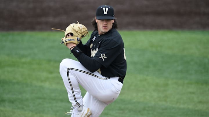 Vanderbilt's Patrick Reilly (88) pitches against Tennessee during their NCAA baseball game n Knoxville, Tenn. on Sunday, April 23, 2023.