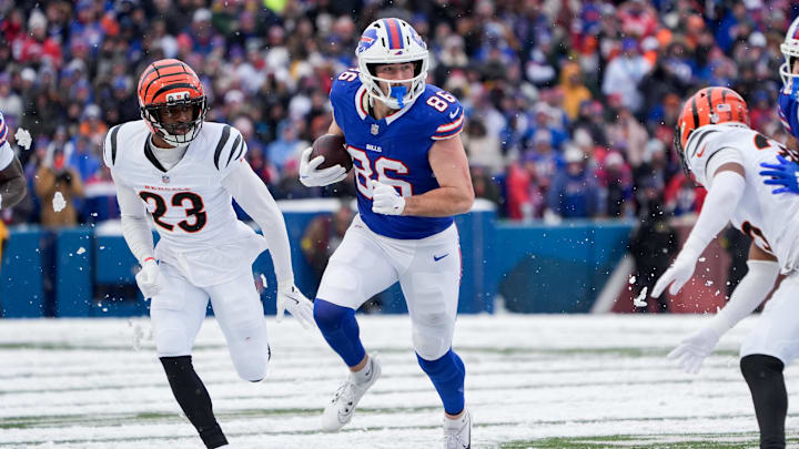 Buffalo Bills' tight end Dalton Kincaid (86).