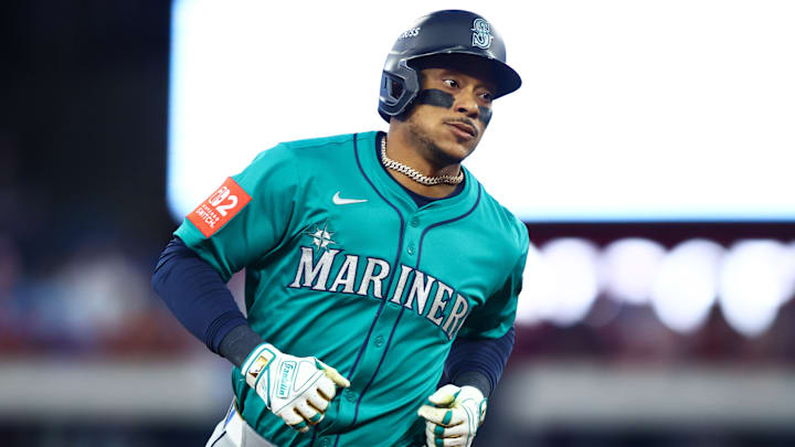 American League Championship Series - Seattle Mariners v Toronto Blue Jays - Game Two