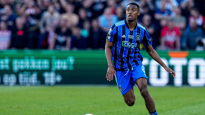 Bayern und Ajax werden sich nicht einig: Platzt der Gravenberch-Transfer doch noch?