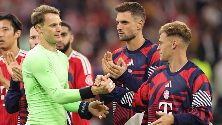 Manuel Neuer befindet sich in seiner 15. Saison beim FC Bayern Manuel Neuer befindet sich in seiner 15. Saison beim FC Bayern
