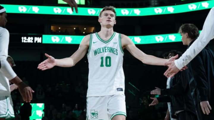 Utah Valley guard Trevan Leonhardt has committed to Nebraska.