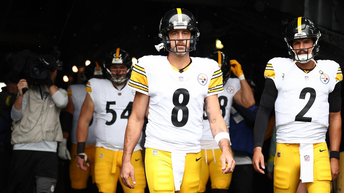 How Aaron Rodgers' Debut Stacks Up Among Cal Alums in the NFL