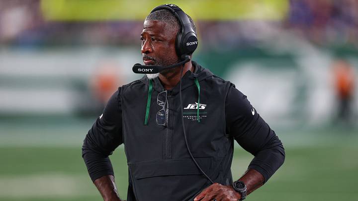 New York Jets head coach Aaron Glenn will look to get off to a better start this season after a disappointing 2025 season. New York Jets head coach Aaron Glenn will look to get off to a better start this season after a disappointing 2025 season.