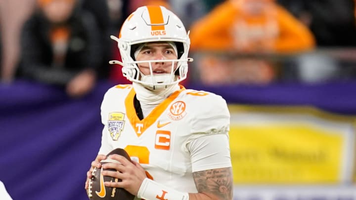Tennessee quarterback Joey Aguilar (6) looks for an open receiver in the first quarter of the Music City Bowl against Illinois in an NCAA college football game on Dec. 30, 2025, in Nashville, Tennessee.