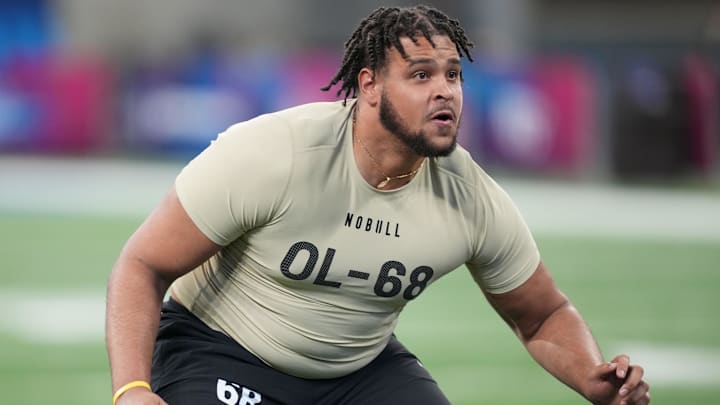 Former LSU OL Charles Turner could crack the Patriots' 53-man roster next season. 