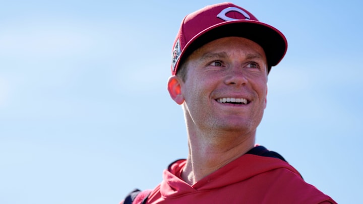 Cincinnati Reds shortstop Matt McLain (9) takes the field at the Cincinnati Reds Player Development Complex in Goodyear, Ariz., on Feb. 15, 2025.