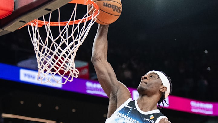 Minnesota Timberwolves v Phoenix Suns