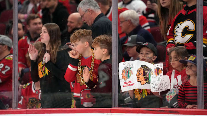 The Chicago Blackhawks could send a message to the league by signing a high-profile free agent this summer.