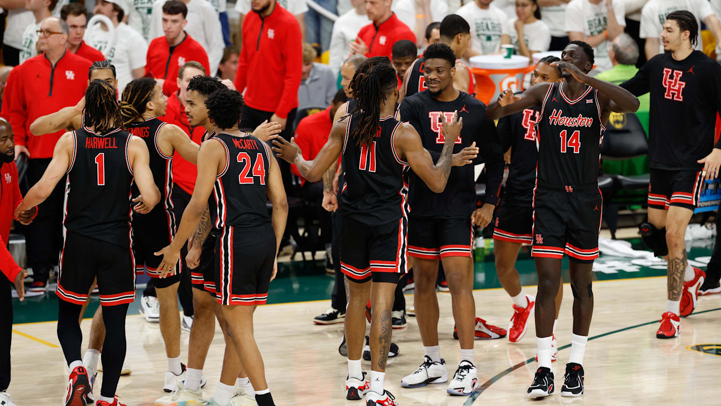 2 Huge Takeaways From Houston Cougars' Blowout Win at Baylor