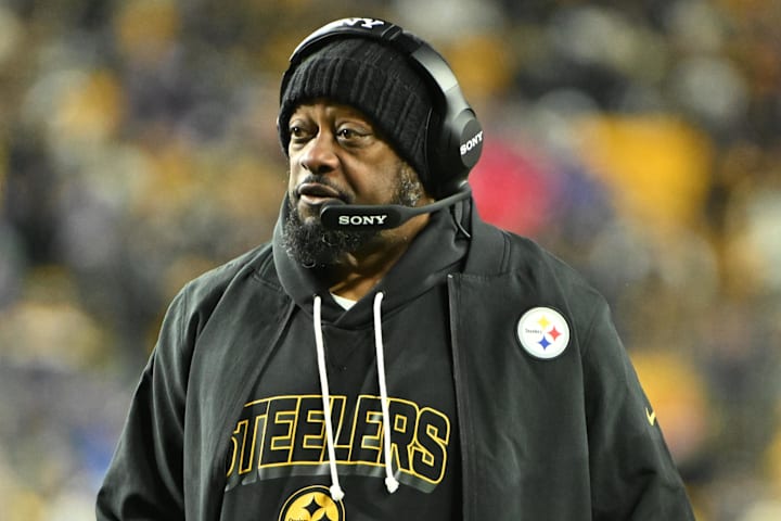 Pittsburgh Steelers head coach Mike Tomlin Pittsburgh Steelers head coach Mike Tomlin