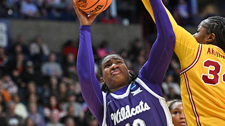 Kansas State Wildcats forward Kennedy Taylor