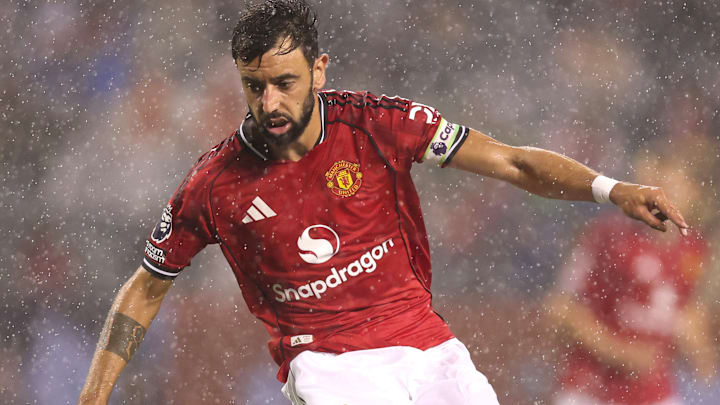 Bruno Fernandes has snubbed Cristiano Ronaldo's Al-Nassr