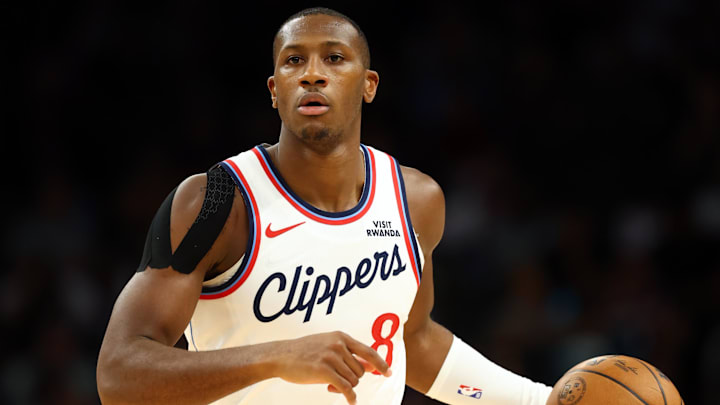 Kris Dunn and the Clippers are road underdogs against the Lakers.