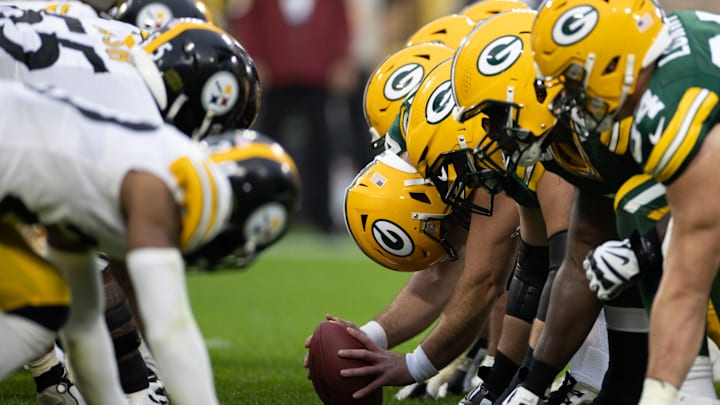 Pittsburgh Steelers v Green Bay Packers