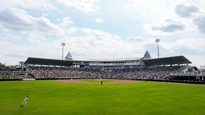 Atlanta Braves v Minnesota Twins