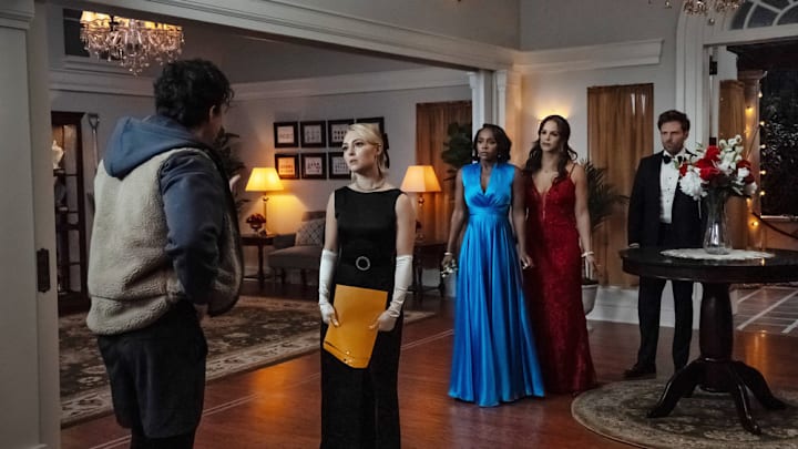 GROSSE POINTE GARDEN SOCIETY -- "Force of Nature" Episode 104 -- Pictured: (l-r) Alexander Hodge as Doug, AnnaSophia Robb as Alice, Aja Naomi King as Catherine, Melissa Fumero as Birdie, Ben Rappaport as Brett -- (Photo by: Tina Rowden/NBC)