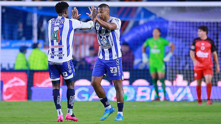 Salomón Rondón marcó dos goles en tres minutos para rescatar el empate 3-3 de Pachuca ante Necaxa y llegó a 12 anotaciones en el Apertura 2026. Salomón Rondón marcó dos goles en tres minutos para rescatar el empate 3-3 de Pachuca ante Necaxa y llegó a 12 anotaciones en el Apertura 2026.