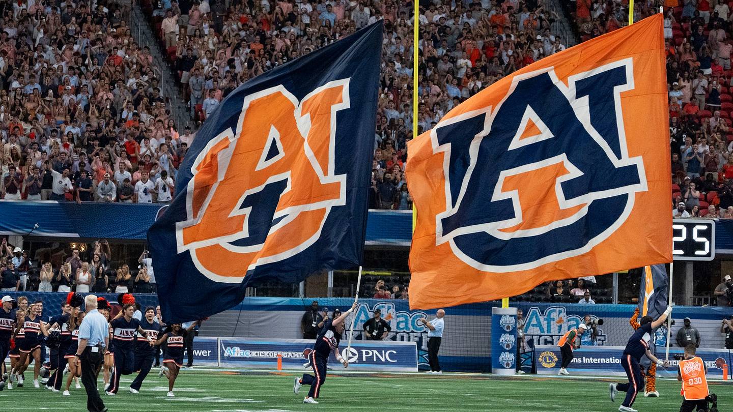 Alex Golesh Talks One of Auburn’s Most Crucial Position Groups