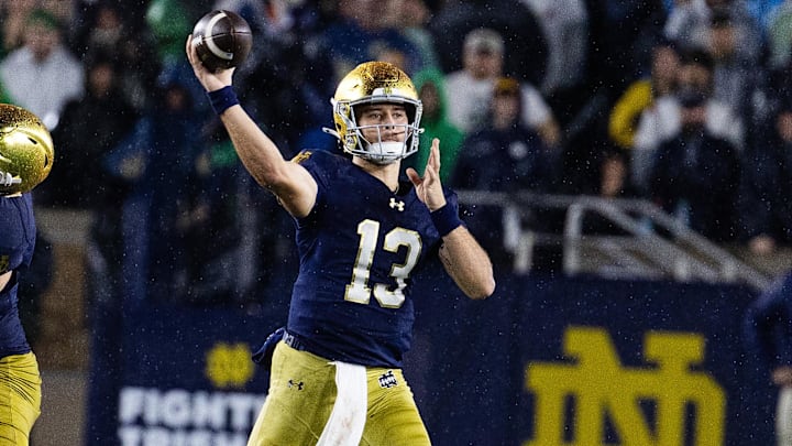 Notre Dame Fighting Irish vs. Pittsburgh Panthers score prediction 2025