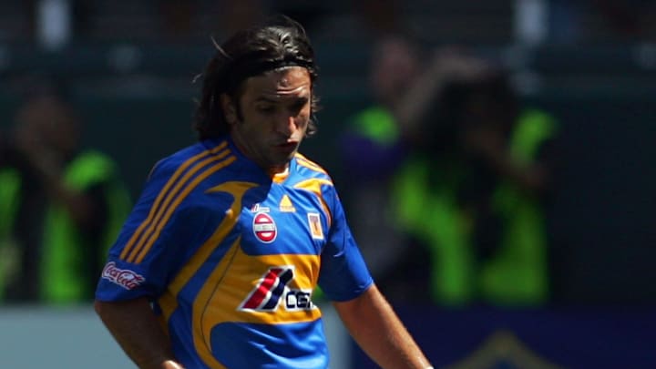El Kikin Fonseca con Tigres UANL El Kikin Fonseca con Tigres UANL