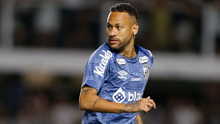 Neymar está recuperado de lesão na coxa esquerda Neymar está recuperado de lesão na coxa esquerda