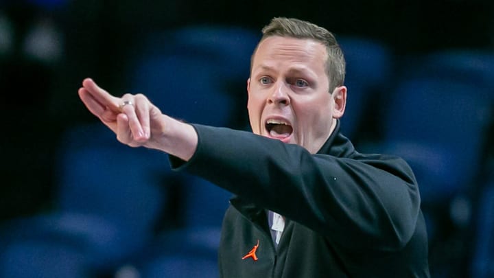 Columbia is set to hire Florida assistant Kevin Hovde as the program's next head men's basketball coach.