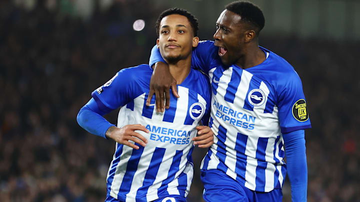 Brasileiro marcou dois gols, ambos de pênalti