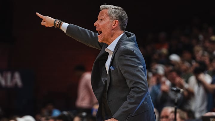 Virginia Cavaliers head coach Ryan Odom