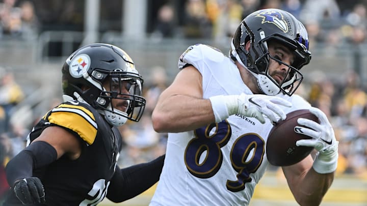 Nov 17, 2024; Pittsburgh, Pennsylvania, USA; Baltimore Ravens tight end Mark Andrews (89) catches a pass in front of Pittsburgh Steelers safety Minkah Fitzpatrick (39) during the second quarter at Acrisure Stadium. Mandatory Credit: Barry Reeger-Imagn Images
