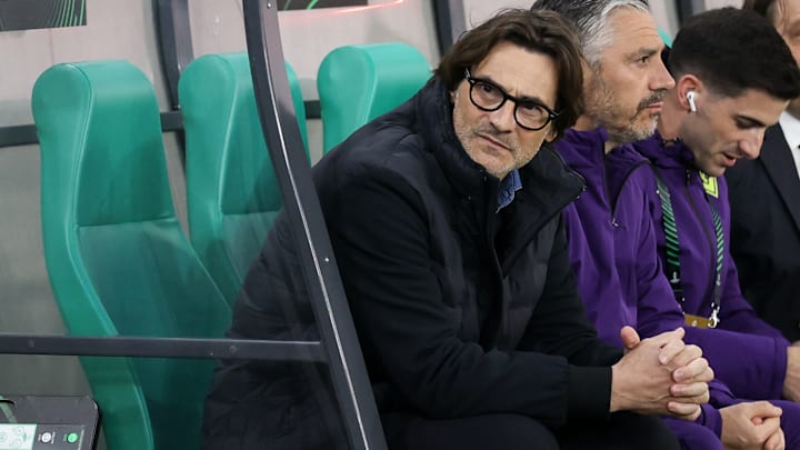 Coach Paolo Vanoli of AC Fiorentina seen during the UEFA