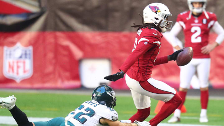 Dec 20, 2020; Glendale, Arizona, USA; Arizona Cardinals wide receiver DeAndre Hopkins (10) runs the