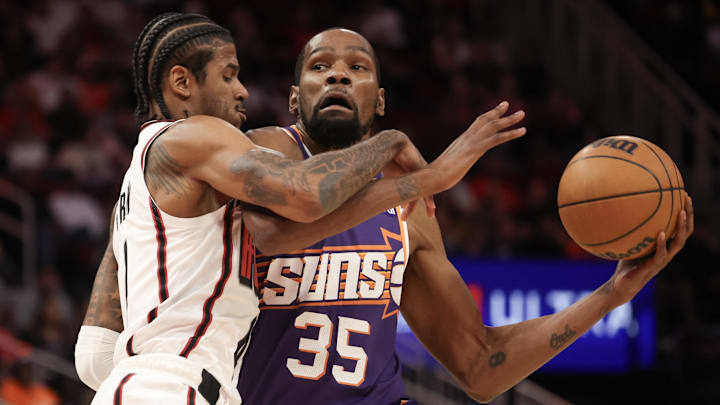 Feb 12, 2025; Houston, Texas, USA; Phoenix Suns forward Kevin Durant (35) drives to the net against Houston Rockets guard Jalen Green (4) in the first quarter at Toyota Center. Mandatory Credit: Thomas Shea-Imagn Images Feb 12, 2025; Houston, Texas, USA; Phoenix Suns forward Kevin Durant (35) drives to the net against Houston Rockets guard Jalen Green (4) in the first quarter at Toyota Center. Mandatory Credit: Thomas Shea-Imagn Images