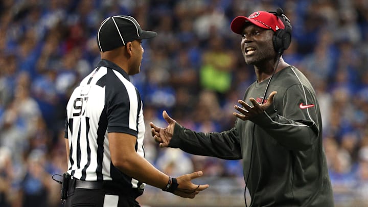 Here's who are the announcers and referees for Buccaneers vs. Broncos today.